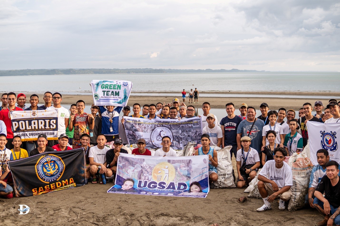 𝟯𝟬 𝘀𝗮𝗰𝗸𝘀 𝗰𝗼𝗹𝗹𝗲𝗰𝘁𝗲𝗱: 𝘃𝗮𝗿𝗶𝗼𝘂𝘀 𝗻𝗼𝗻-𝗯𝗶𝗼𝗱𝗲𝗴𝗿𝗮𝗱𝗮𝗯𝗹𝗲 𝘄𝗮𝘀𝘁𝗲𝘀 𝗿𝗲𝗺𝗼𝘃𝗲𝗱 𝗳𝗿𝗼𝗺 𝗦𝘁𝗼. 𝗡𝗶ñ𝗼 𝗦𝘂𝗿, 𝗔𝗿𝗲𝘃𝗮𝗹𝗼 𝗕𝗲𝗮𝗰𝗵