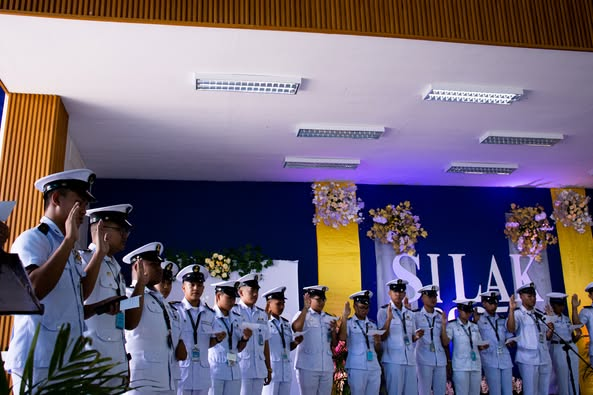 𝗝𝗕𝗟𝗠𝗙𝗨-𝗔 𝗵𝗼𝗹𝗱𝘀 𝗳𝗶𝗿𝘀𝘁 𝗲𝘃𝗲𝗿 𝗦𝗜𝗟𝗔𝗞 𝗔𝘄𝗮𝗿𝗱𝘀; 𝗻𝗲𝘄𝗹𝘆 𝗲𝗹𝗲𝗰𝘁𝗲𝗱 𝘀𝘁𝘂𝗱𝗲𝗻𝘁 𝗴𝗼𝘃’𝘁 𝗼𝗳𝗳𝗶𝗰𝗲𝗿𝘀 𝘁𝗮𝗸𝗲 𝗼𝗮𝘁𝗵 